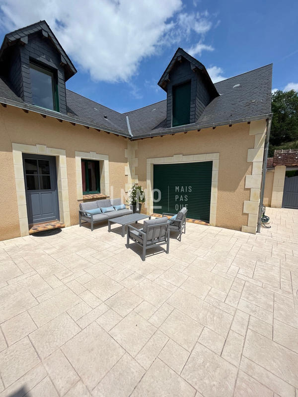 Villa - 273 m² - 11 pièces