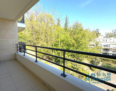 Appartement - 102 m² - 5 pièces