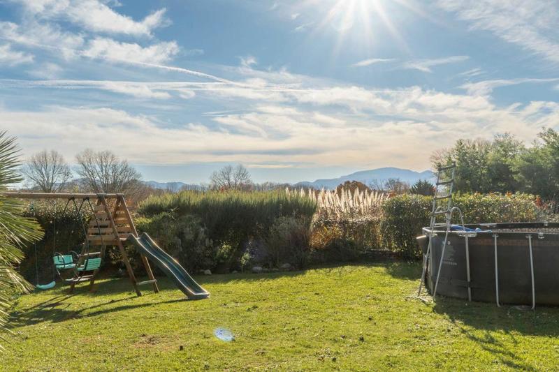 Maison - 240 m² - 6 pièces