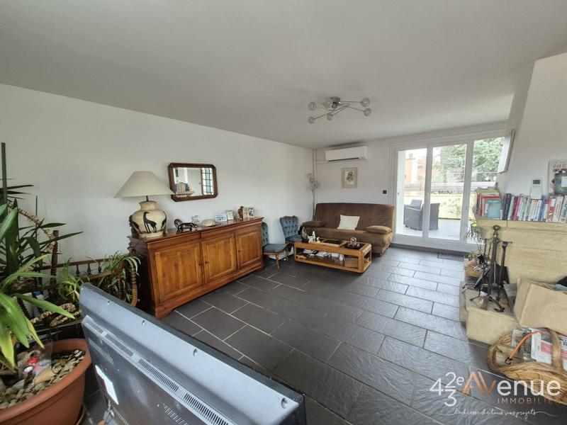 Appartement - 161 m² - 5 pièces