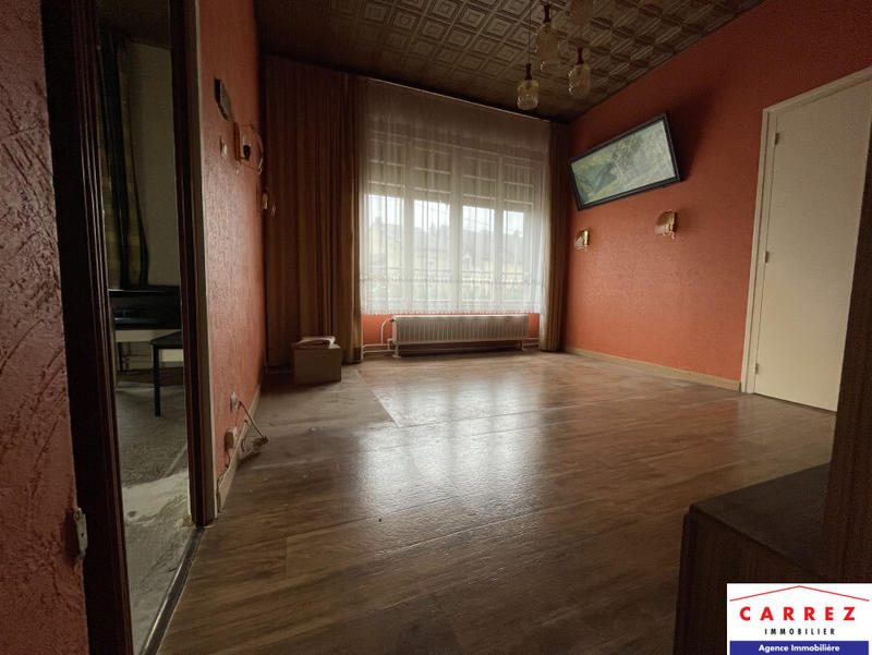 Maison - 184 m² - 11 pièces