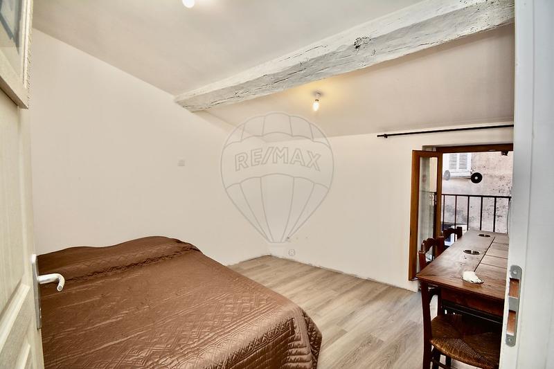 Maison de village - 83 m² - 4 pièces