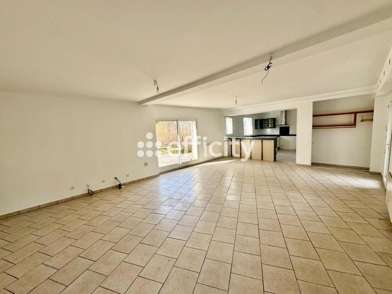 Maison - 178 m² - 5 pièces
