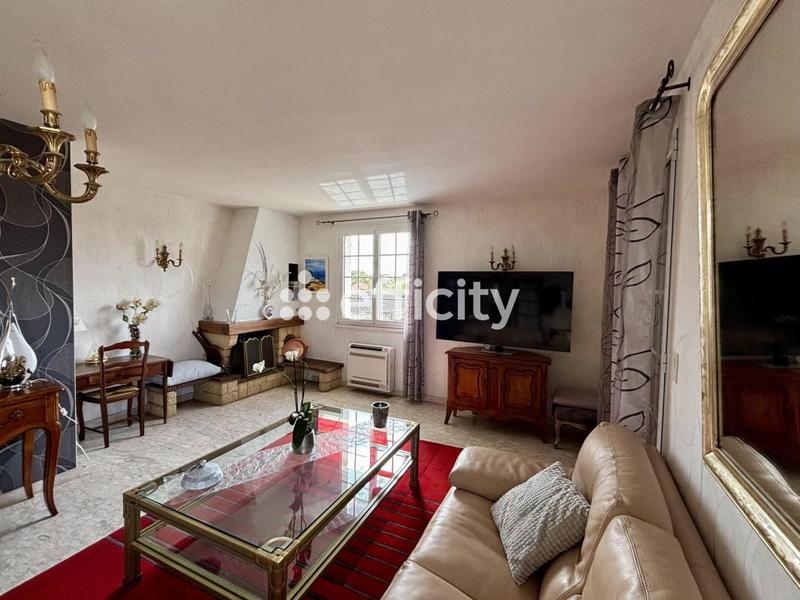 Maison - 175 m² - 7 pièces