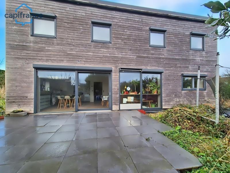 Maison - 157 m² - 7 pièces