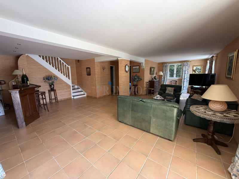 Maison - 136 m² - 4 pièces