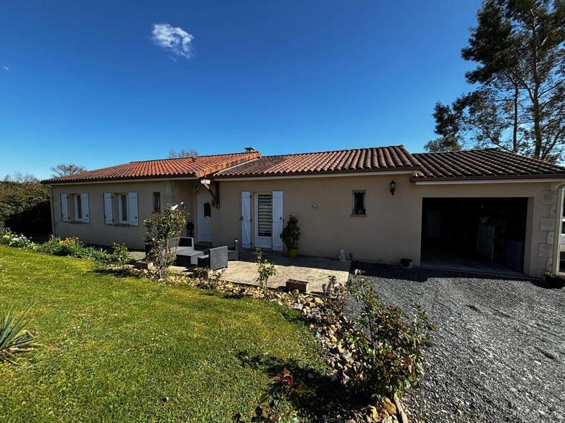 Maison - 120 m² - 6 pièces