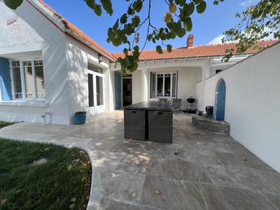 Villa - 93 m² - 5 pièces