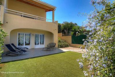 Appartement - 81 m² - 3 pièces