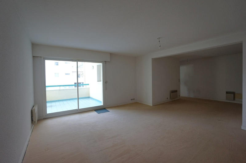 Appartement - 81 m² - 3 pièces