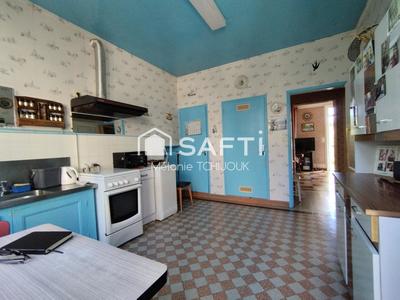 Maison - 96 m² - 5 pièces