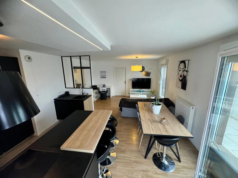 Appartement - 79 m² - 4 pièces