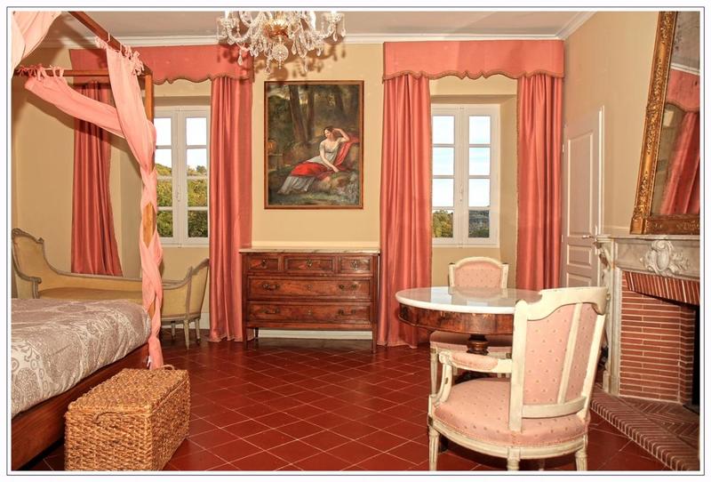 Demeure - 430 m² - 20 pièces