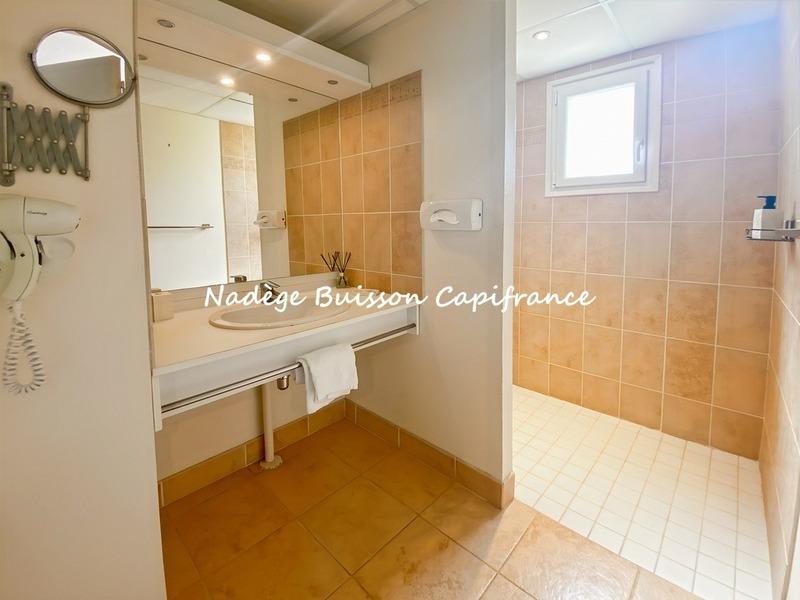 Immeuble - 94 m² - 4 pièces