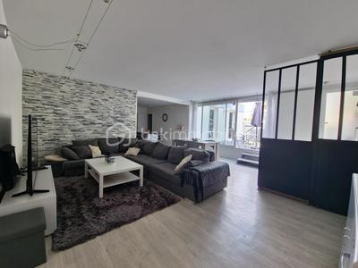 Appartement - 99 m² - 5 pièces