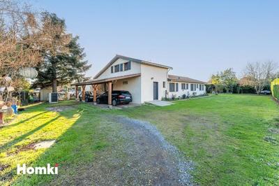 Maison - 180 m² - 6 pièces