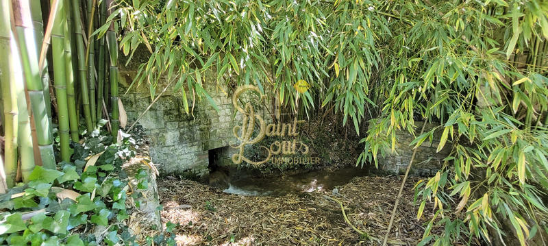 Maison - 300 m² - 7 pièces