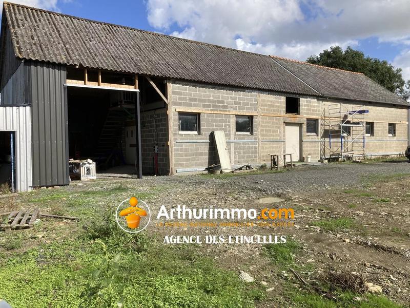 Maison - 200 m² - 3 pièces