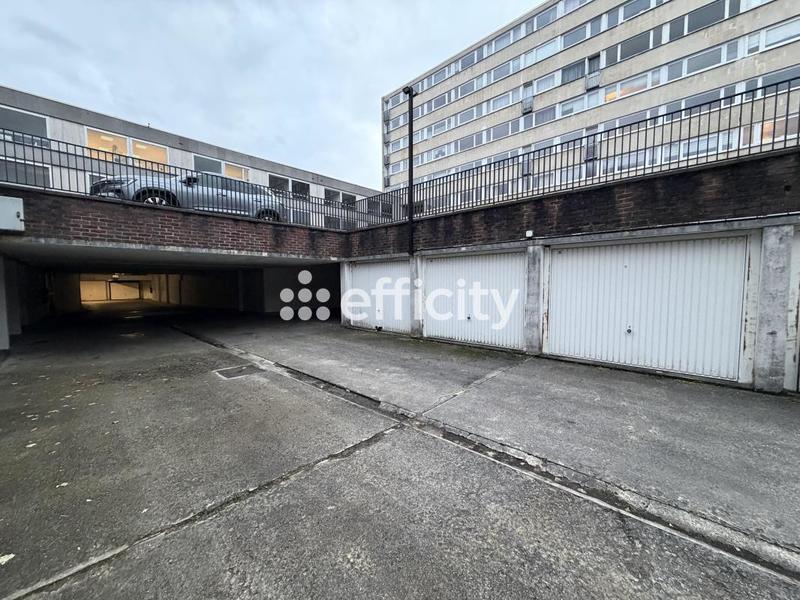 Parking / Garage - 15 m²