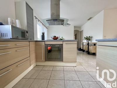 Maison - 85 m² - 5 pièces