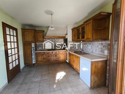 Maison - 91 m² - 5 pièces