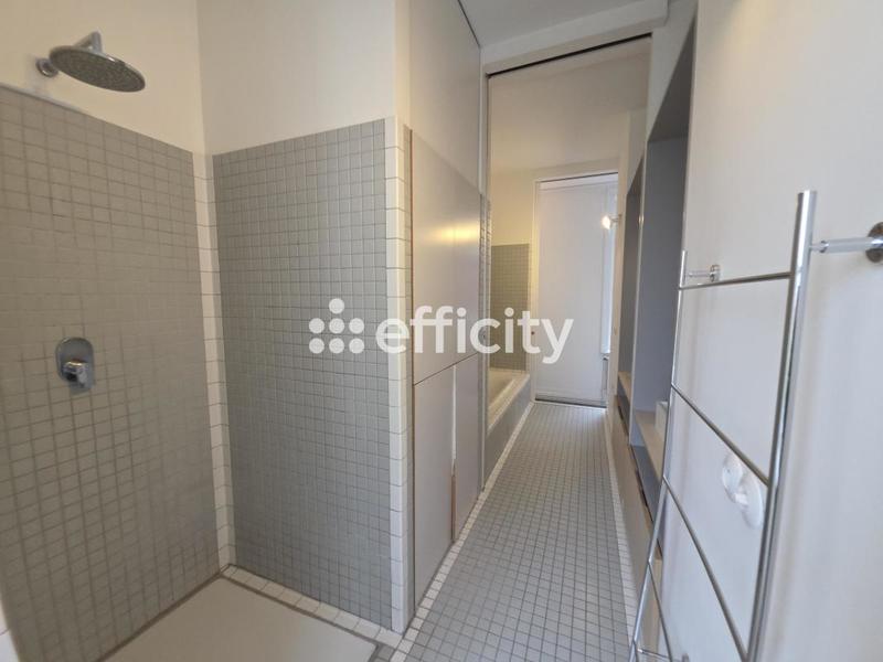 Appartement - 96 m² - 3 pièces