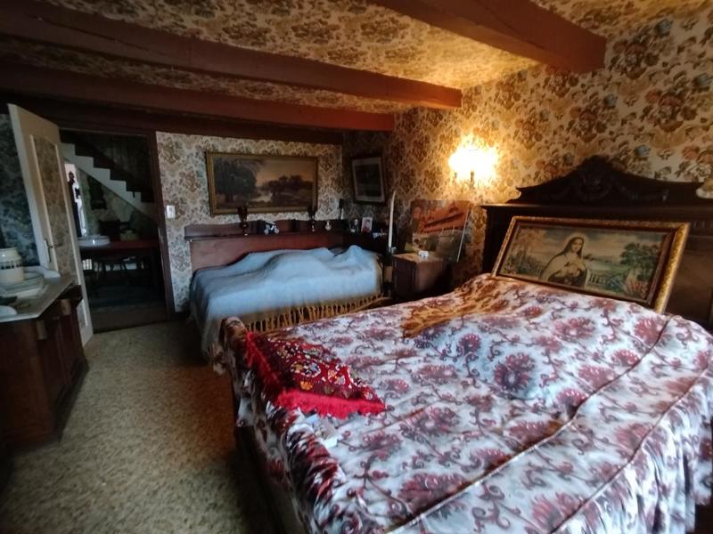 Maison de village - 200 m² - 9 pièces