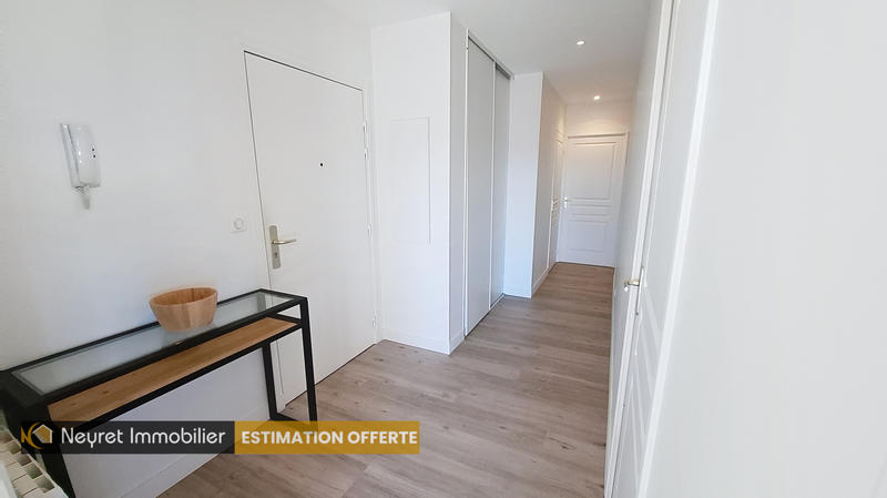 Appartement - 81 m² - 4 pièces
