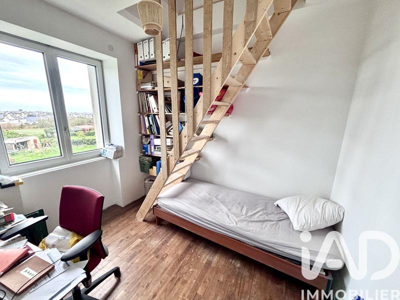 Maison - 92 m² - 5 pièces
