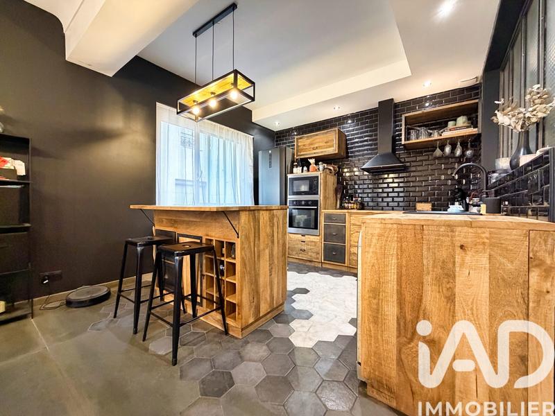 Maison - 104 m² - 4 pièces