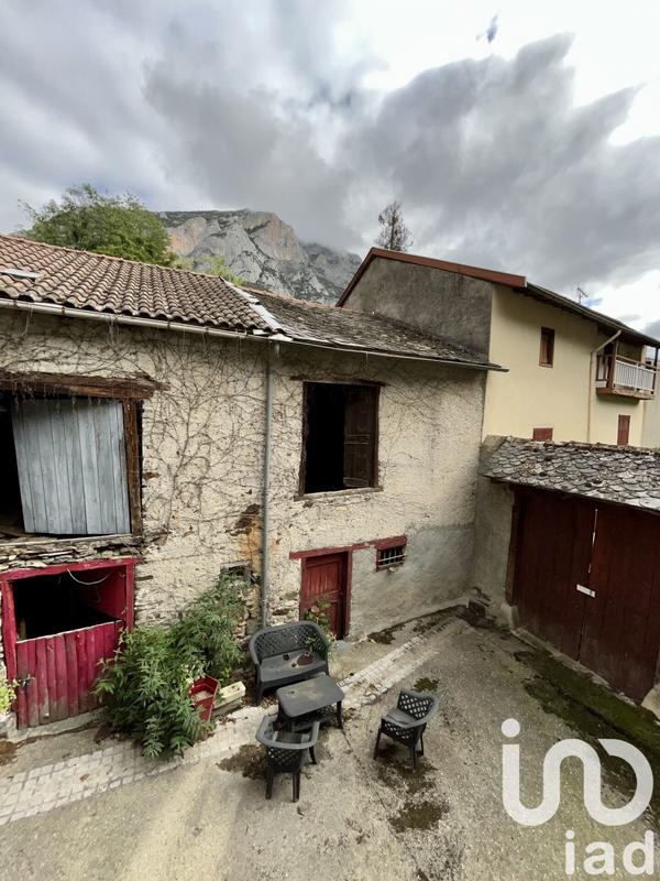 Maison - 95 m² - 3 pièces