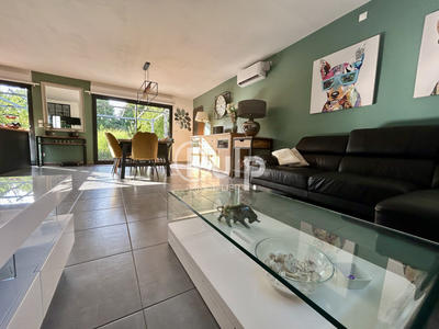 Maison - 117 m² - 6 pièces