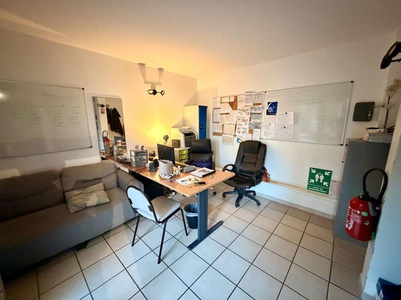 Maison - 195 m² - 10 pièces