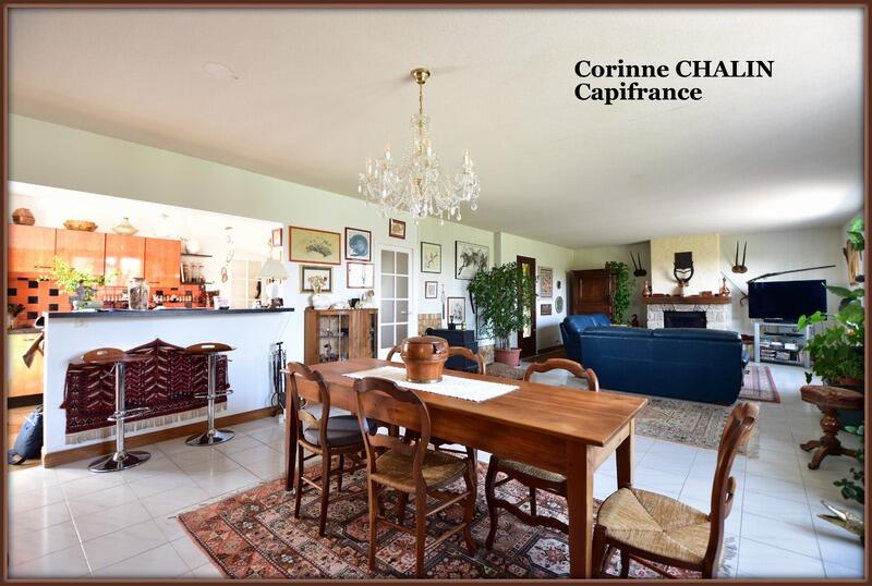 Maison - 206 m² - 7 pièces