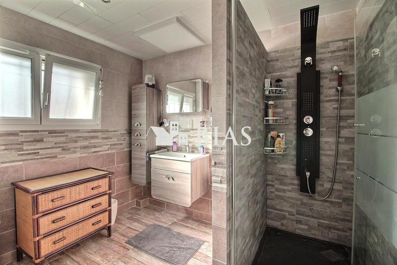 Maison - 128 m² - 5 pièces