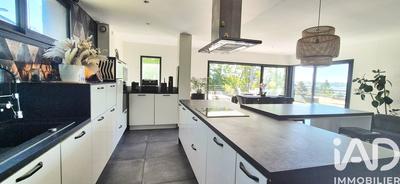 Maison - 150 m² - 5 pièces