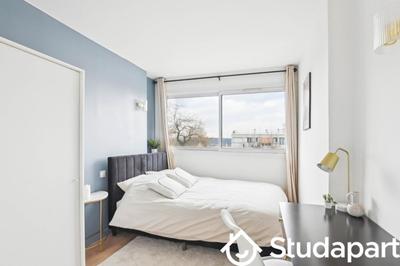 Chambre - 11 m² - 1 pièce