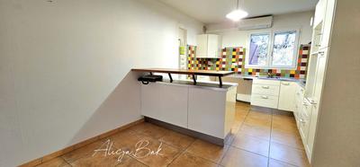 Immeuble - 235 m² - 10 pièces