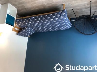 Chambre - 11 m² - 1 pièce