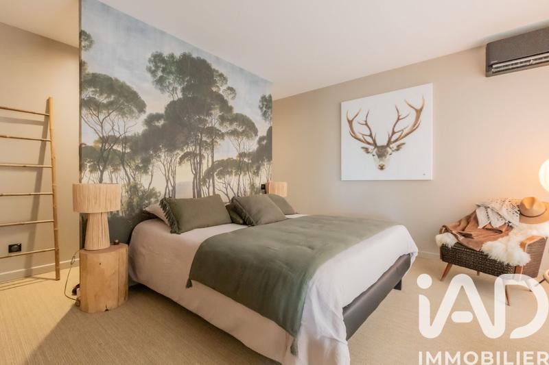 Maison de maîtres - 244 m² - 8 pièces