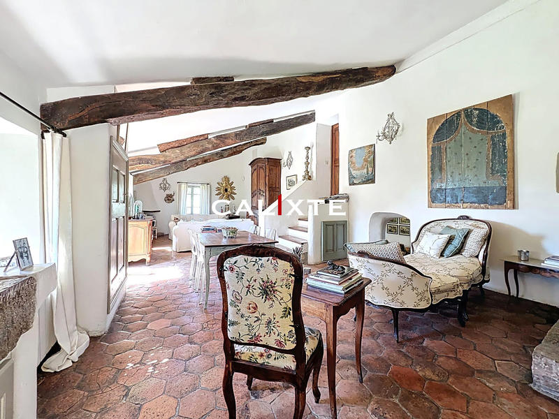 Mas - 180 m² - 6 pièces