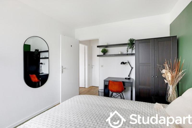 Chambre - 10 m² - 1 pièce