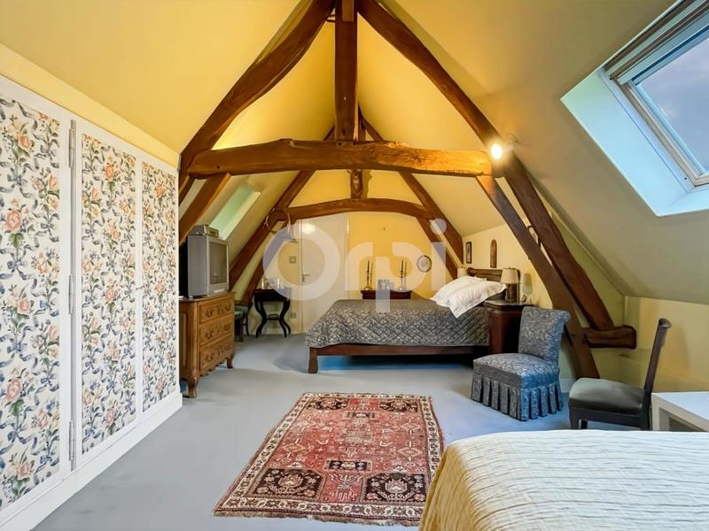 Propriété - 236 m² - 6 pièces