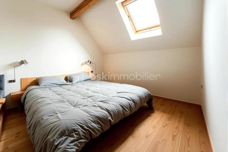 Maison - 98 m² - 5 pièces