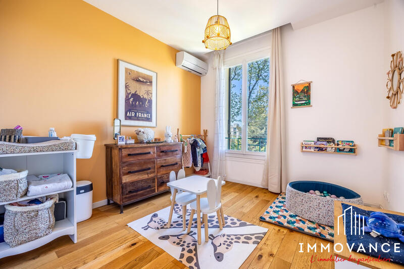 Villa - 145 m² - 6 pièces