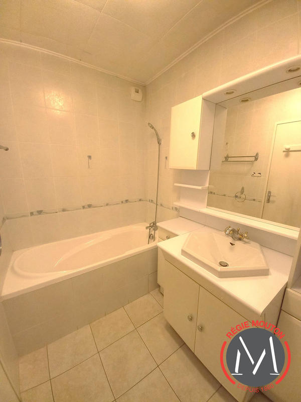 Appartement - 103 m² - 5 pièces