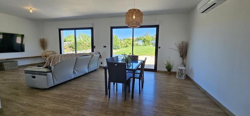 Maison - 112 m² - 4 pièces