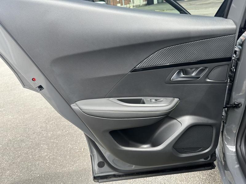 Peugeot 2008 Gt Hybrid 145 e-Dcs6 Drive Assit+