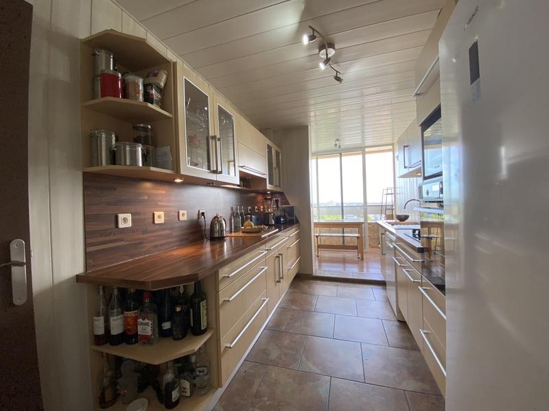 Appartement - 81 m² - 4 pièces