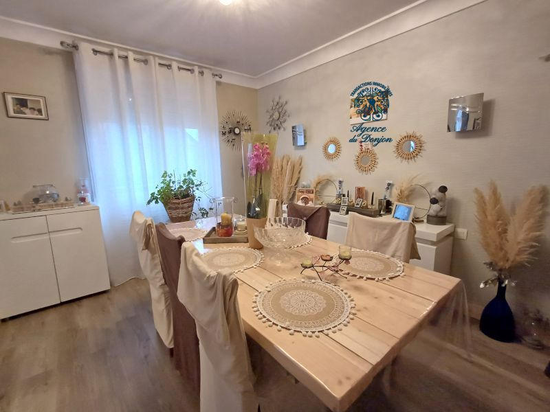 Maison - 107 m² - 6 pièces